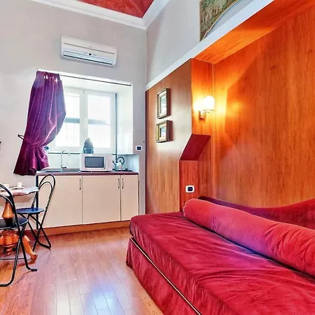 Colosseum Apartment Rom